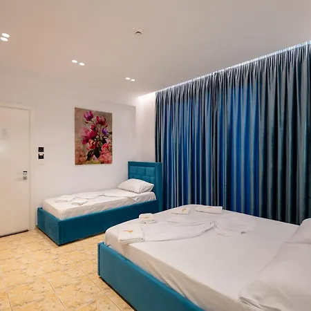 Feniks Hotel
