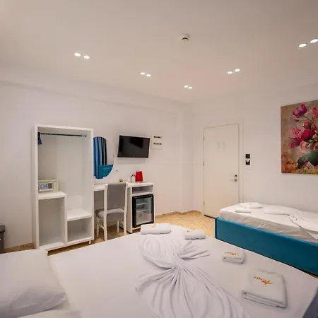 Feniks Hotel Ksamil