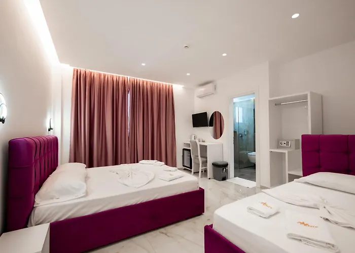 Feniks Hotel