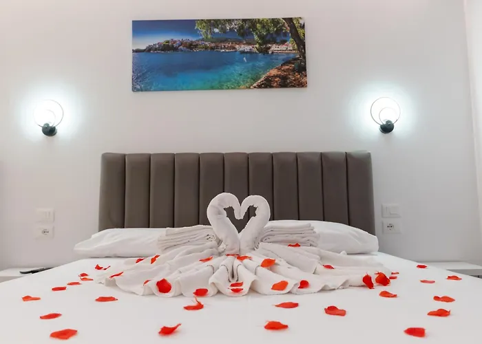 Feniks 3* Ksamil