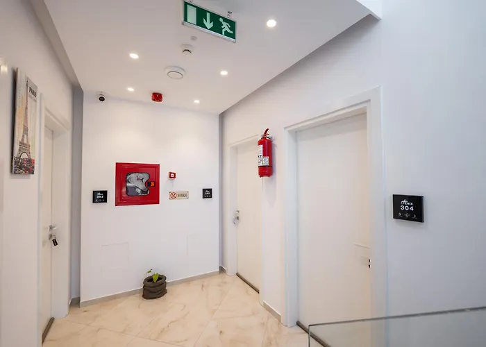 Hotel Feniks 3*