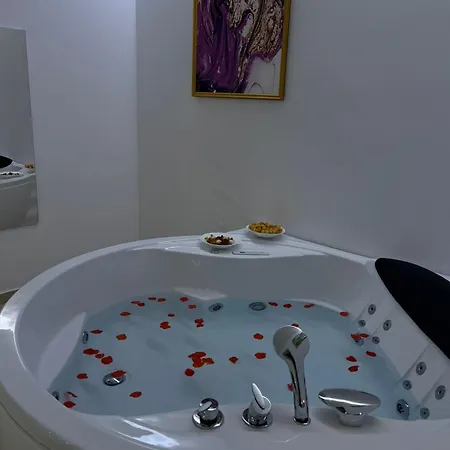 Feniks Hotel 3*
