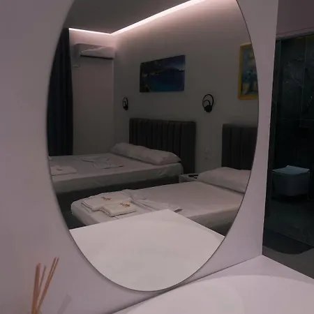 Feniks Hotel Ksamil