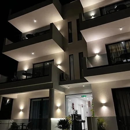 Feniks Hotel Ksamil