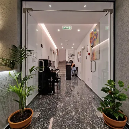 Feniks Hotel 3*