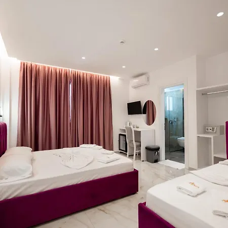Feniks Otel