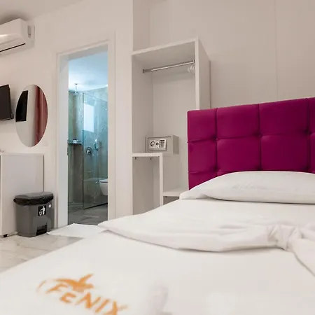 Feniks Otel